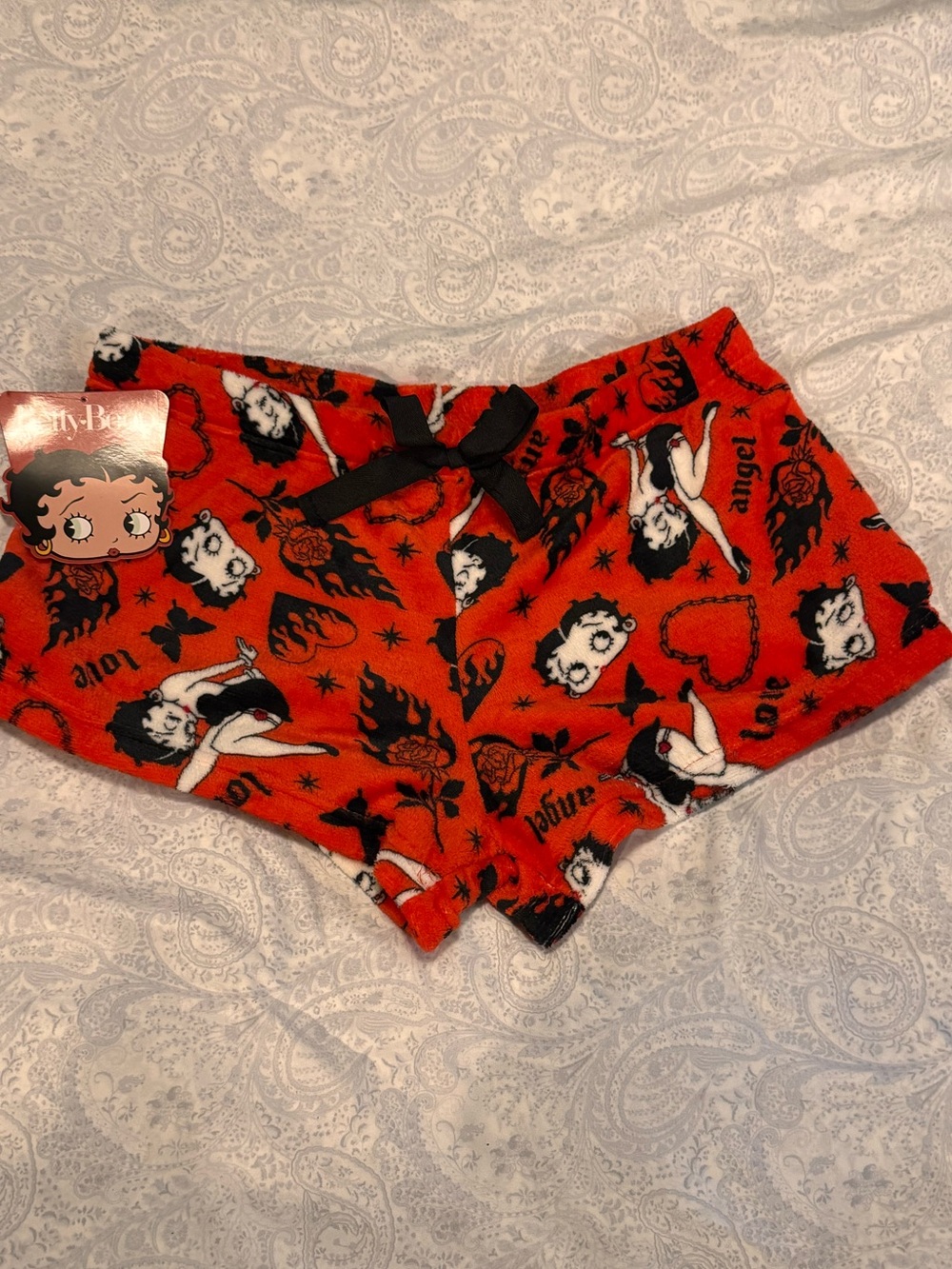 Betty Boop Red Fleece High-Waist Juniors XXL Plush Lounge Shorts with Black Bow